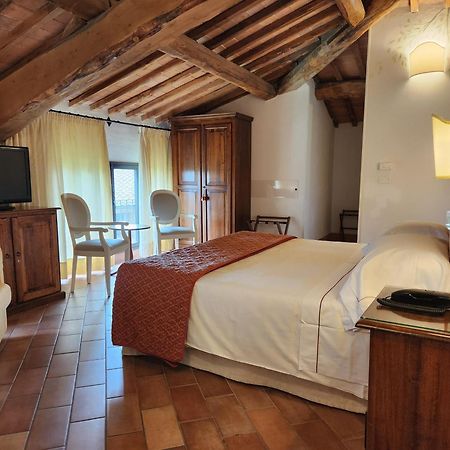 Villa Curina Resort Кастельнуово-Берарденга Экстерьер фото