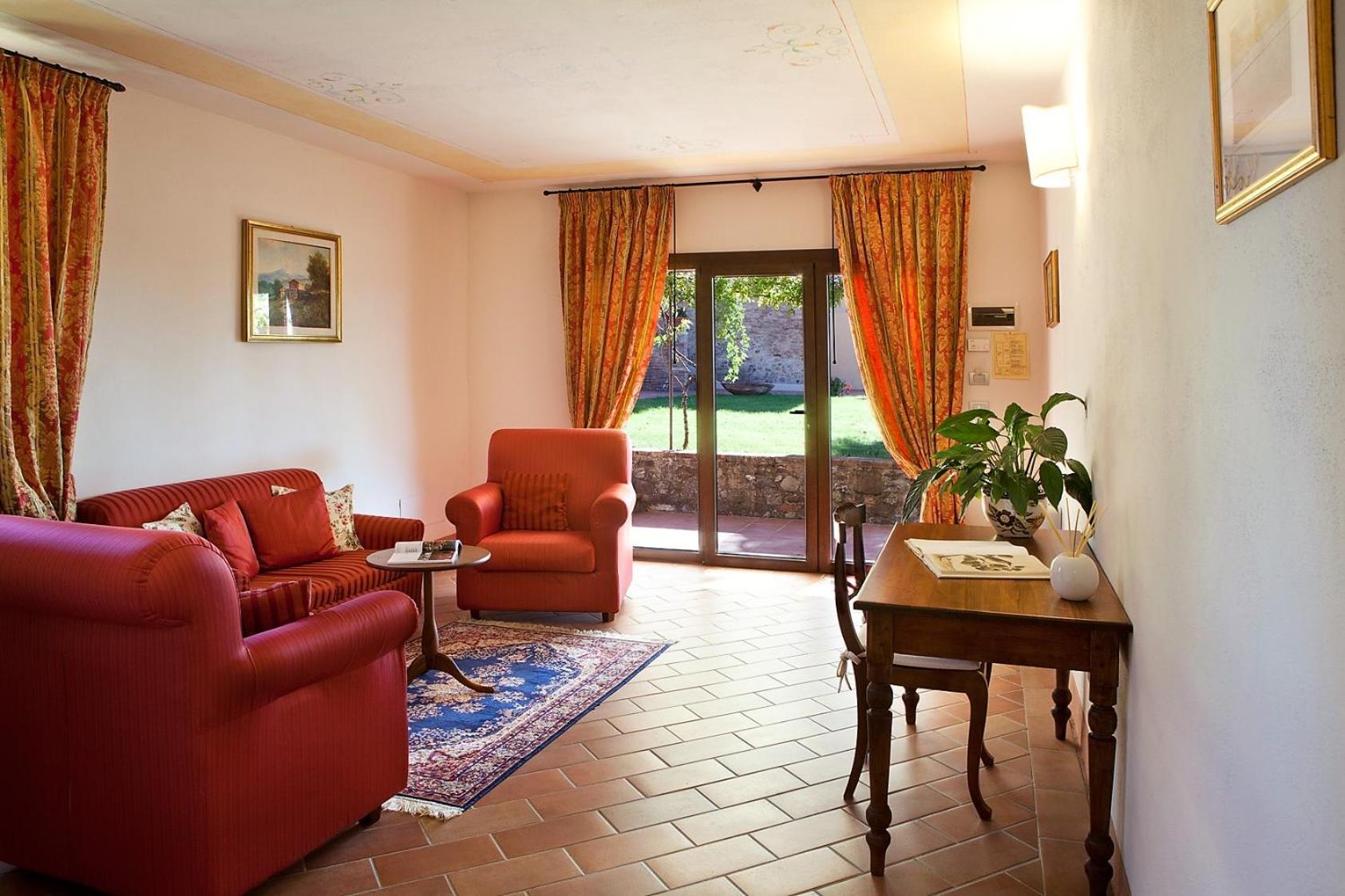 Villa Curina Resort Кастельнуово-Берарденга Номер фото