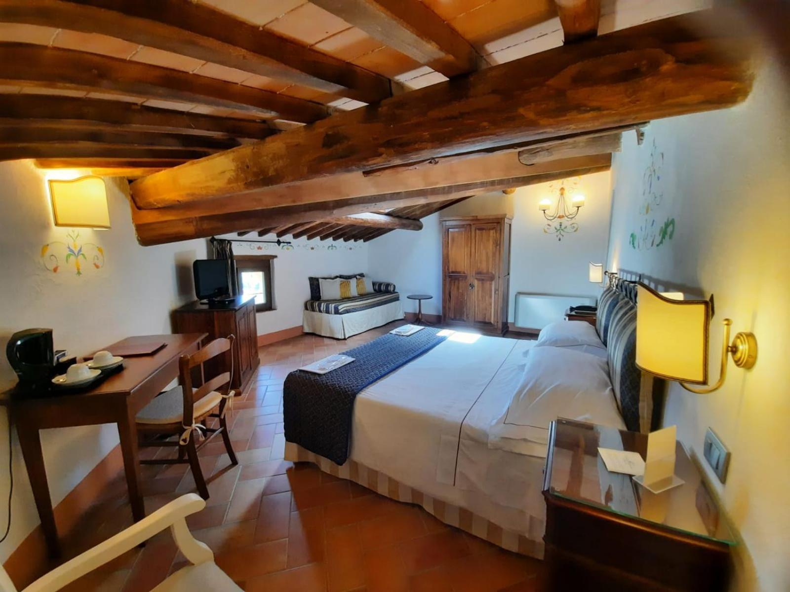 Villa Curina Resort Кастельнуово-Берарденга Экстерьер фото