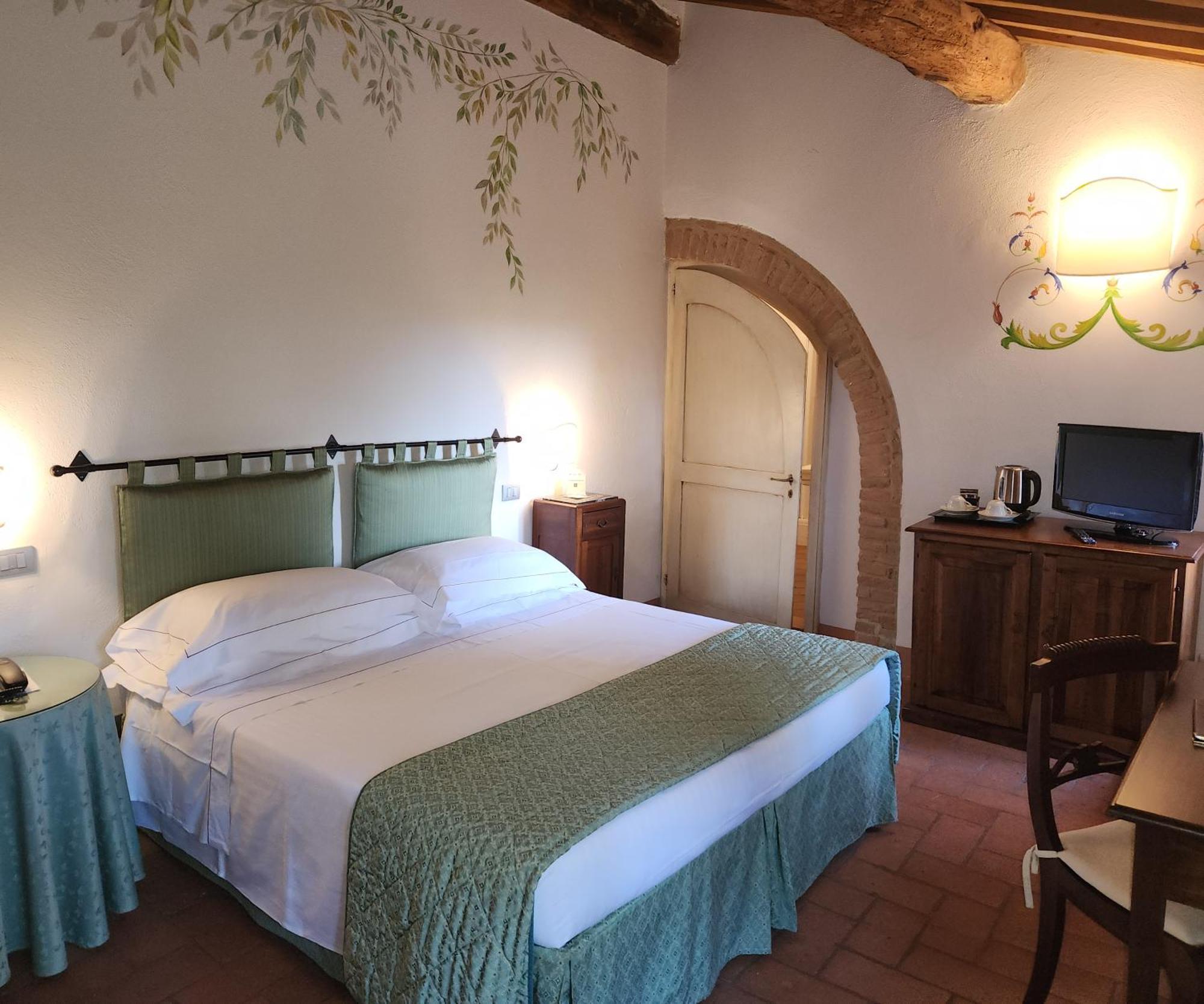 Villa Curina Resort Кастельнуово-Берарденга Экстерьер фото
