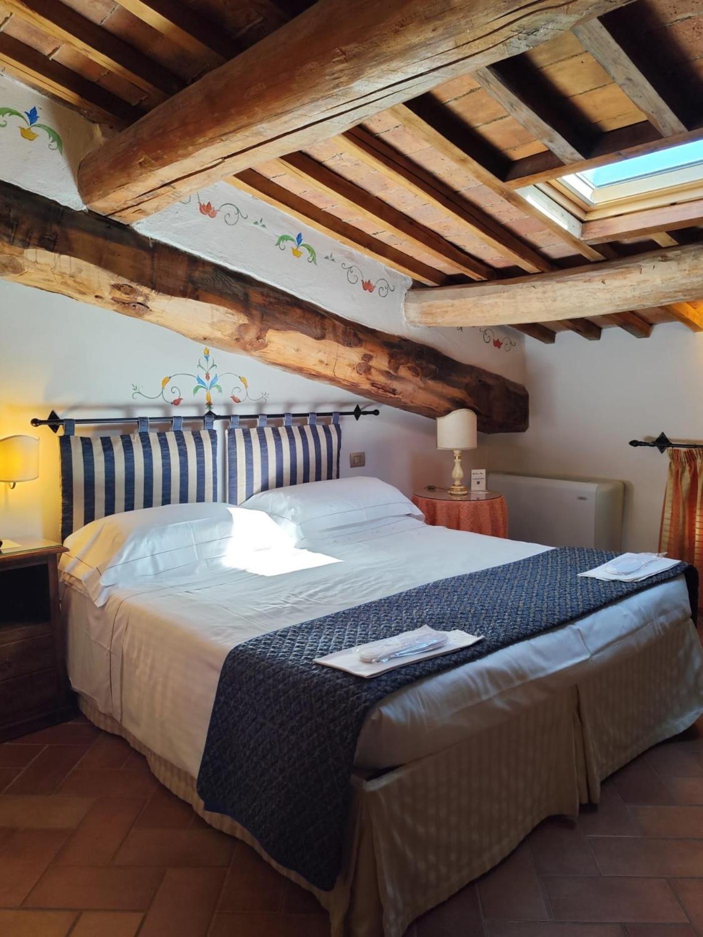 Villa Curina Resort Кастельнуово-Берарденга Экстерьер фото
