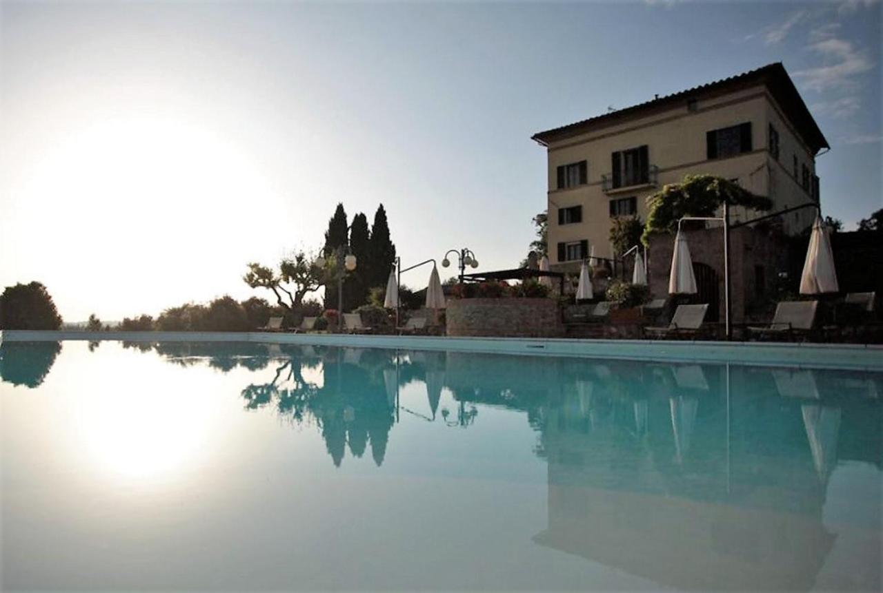Villa Curina Resort Кастельнуово-Берарденга Экстерьер фото
